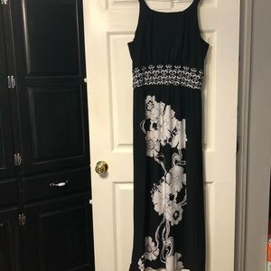3 for$30 👍🏻REALLY BEAUTIFUL MAXI DRESS